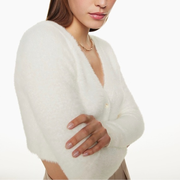 Aritzia Sunday Best Fuzzy Reese Cardigan - Picture 2 of 8